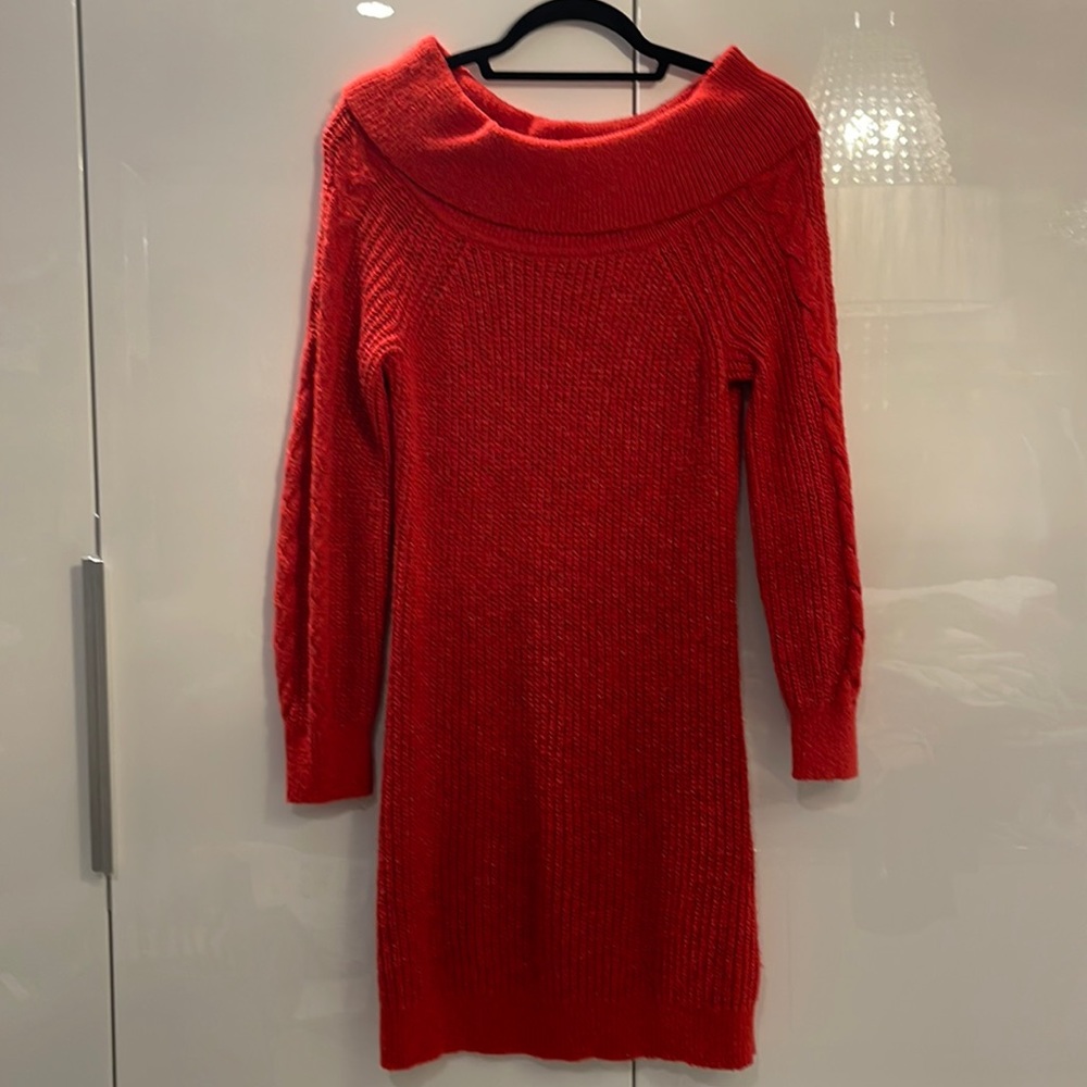 Abercrombie and fitch off the shoulder sweater dress